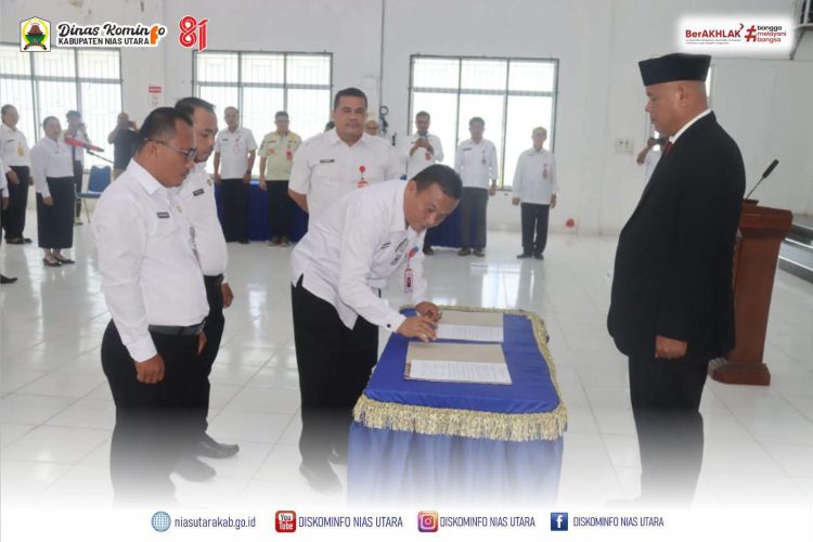 Bupati Nias Utara Melantik dan Mengambil Sumpah/Janji 31 Orang Kasek SD dan SMP