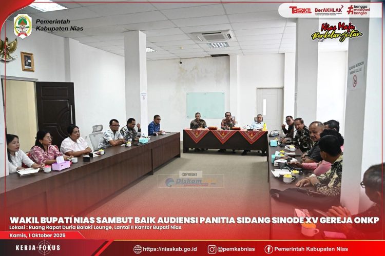WAKIL BUPATI NIAS SAMBUT BAIK AUDIENSI PANITIA SIDANG SINODE XV GEREJA ONKP