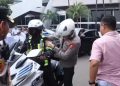 Pertama di Jakarta, Kapolri Jenderal Suyudi Temui Buruh dengan Motor Patwal