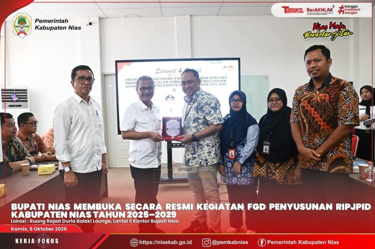 BUPATI NIAS MEMBUKA SECARA RESMI KEGIATAN FGD PENYUSUNAN RIPJPID TAHUN 2025–2029